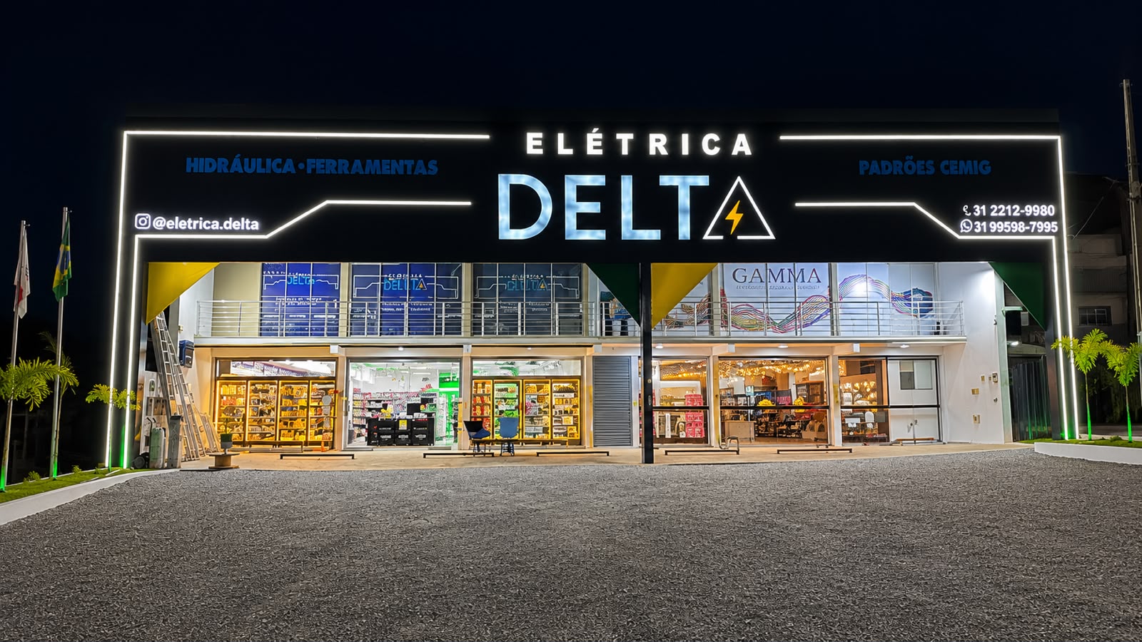 Fachada da Elétrica Delta iluminada em Sete Lagoas/MG — materiais elétricos e hidráulicos